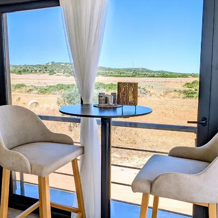 Private In A Evens Mini With Terrace & Garden In Dipkarpaz Jéri