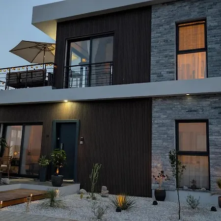 Private In A Evens Mini With Terrace & Garden In Dipkarpaz