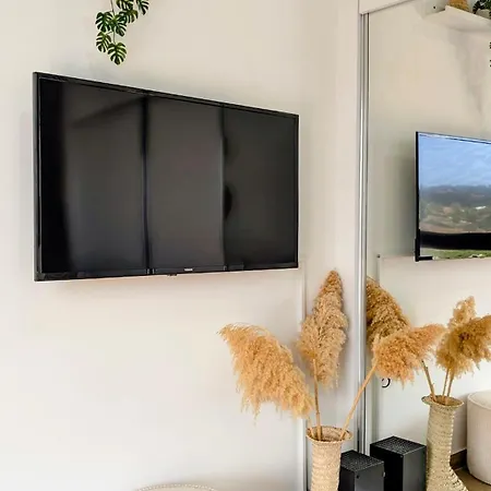 Private In A Evens Mini With Terrace & Garden In Dipkarpaz * Jéri